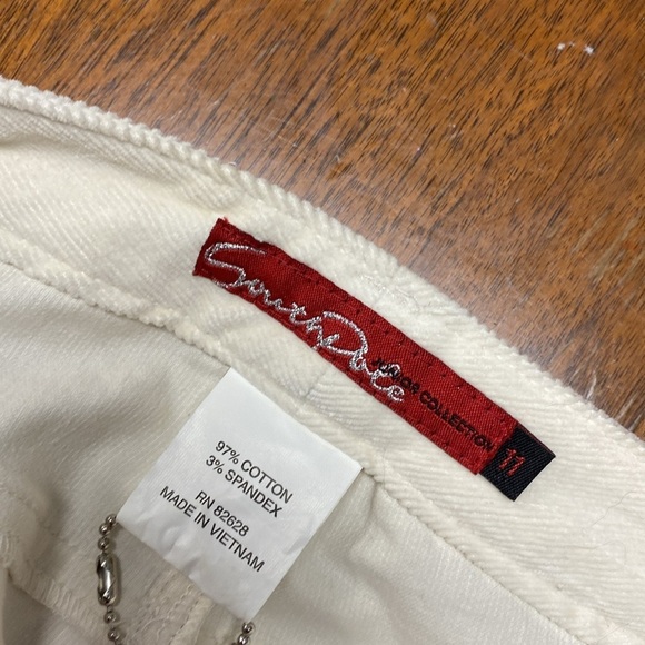 South Pole Junior Collection Size 11 woman's corduroy jeans - Picture 11 of 16